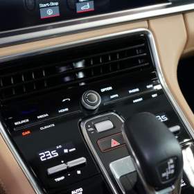 Foto inzerátu Porsche Panamera 4*ST*CHRONO*ACC*PANO*PDLS+*ACC