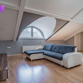 Prodej mezonetového bytu 3+kk s parkovacím stáním, 99 m², Ostrava- Vítkovice / 19554991