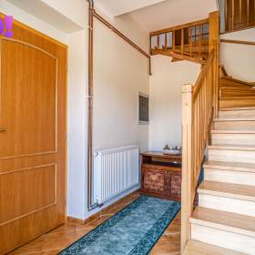 Foto inzerátu Prodej dvougeneračního rodinného domu, 442 m², pozemek 2 875 m², Červenka