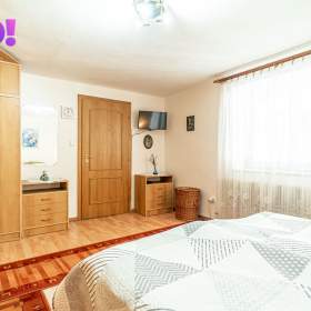 Foto inzerátu Prodej dvougeneračního rodinného domu, 442 m², pozemek 2 875 m², Červenka