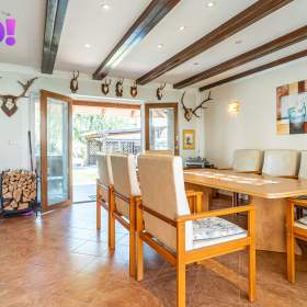 Foto inzerátu Prodej dvougeneračního rodinného domu, 442 m², pozemek 2 875 m², Červenka