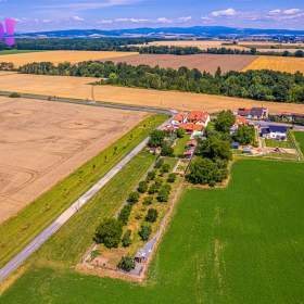 Foto inzerátu Prodej dvougeneračního rodinného domu, 442 m², pozemek 2 875 m², Červenka