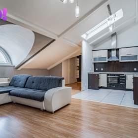 Prodej investičního mezonetového bytu s parkovacím stáním, 139 m², Ostrava- Vítkovice / 19555309