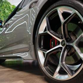 Foto inzerátu Audi RS 6 PERFORMANCE*463kW*B&O*HUD*PANO