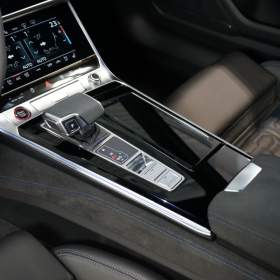 Foto inzerátu Audi RS 6 PERFORMANCE*463kW*B&O*HUD*PANO