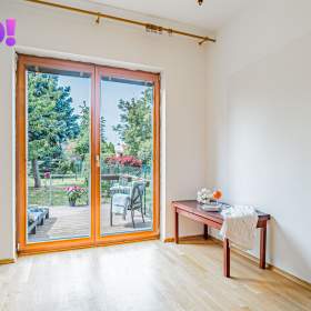 Foto inzerátu Prodej řadového rodinného domu 5+kk se zahradou a dvougaráží, Praha 8 - Staré Ďáblice