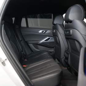 Foto inzerátu BMW X6 40i*xDRIVE*CAMERA*CARPLAY*LED*