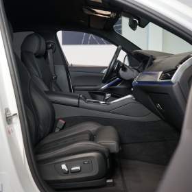 Foto inzerátu BMW X6 40i*xDRIVE*CAMERA*CARPLAY*LED*