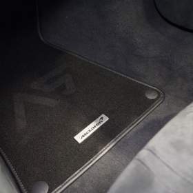 Foto inzerátu McLaren 720S CERAMIC*STEALTH*LIFT*ALCANTARA