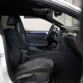 Foto inzerátu Volkswagen Arteon Shooting Brake SB*R-LINE*NEZ.TOP*TAŽ*DSG*360*