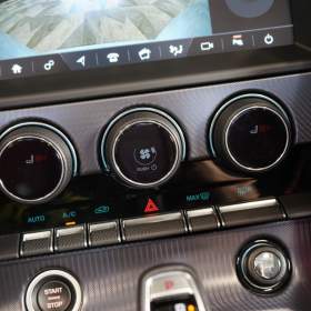 Foto inzerátu Jaguar F-Type P300*R-DYNAMIC*MERIDIAN*CAMERA