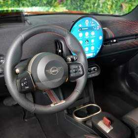 Foto inzerátu Mini Cooper S S*JCW*HUD*CAMERA*CARPLAY*ZÁRUK