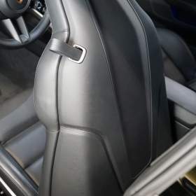 Foto inzerátu Porsche 911 992*TURBO S*CARBON*PCCB*PDLS+*