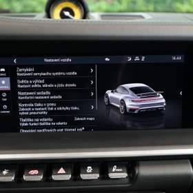 Foto inzerátu Porsche 911 992*TURBO S*CARBON*PCCB*PDLS+*