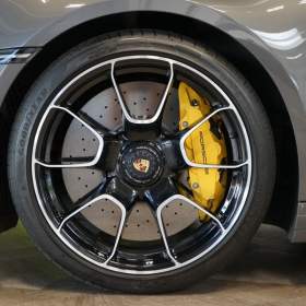 Foto inzerátu Porsche 911 992*TURBO S*CARBON*PCCB*PDLS+*