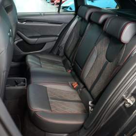 Foto inzerátu Škoda Octavia COMBI*DSG*195kW*FACELIFT*PANO*