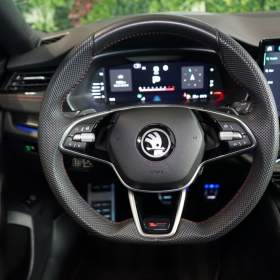 Foto inzerátu Škoda Octavia COMBI*DSG*195kW*FACELIFT*PANO*