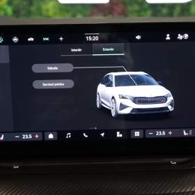 Foto inzerátu Škoda Octavia COMBI*DSG*195kW*FACELIFT*PANO*