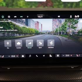 Foto inzerátu Škoda Octavia COMBI*DSG*195kW*FACELIFT*PANO*