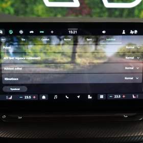 Foto inzerátu Škoda Octavia COMBI*DSG*195kW*FACELIFT*PANO*