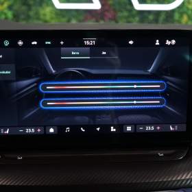 Foto inzerátu Škoda Octavia COMBI*DSG*195kW*FACELIFT*PANO*