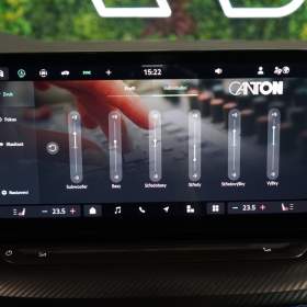 Foto inzerátu Škoda Octavia COMBI*DSG*195kW*FACELIFT*PANO*