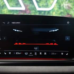 Foto inzerátu Audi A5 40 TDI*S-LINE*NEZ.TOP*360*HUD*