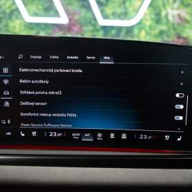 Foto inzerátu Audi A5 40 TDI*S-LINE*NEZ.TOP*360*HUD*