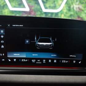 Foto inzerátu Audi A5 40 TDI*S-LINE*NEZ.TOP*360*HUD*