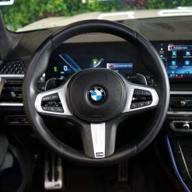 Foto inzerátu BMW X7 40d*xDRIVE*PANO*HUD*SERVIS*CAM