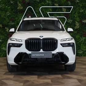 Foto inzerátu BMW X7 40d*xDRIVE*PANO*HUD*SERVIS*CAM