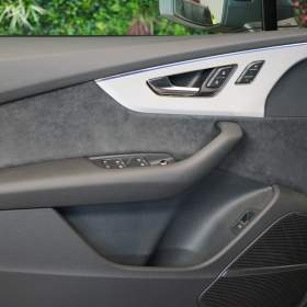 Foto inzerátu Audi Q7 50 TDI*QUATTRO*TAŽ*VZDUCH*ZÁRU