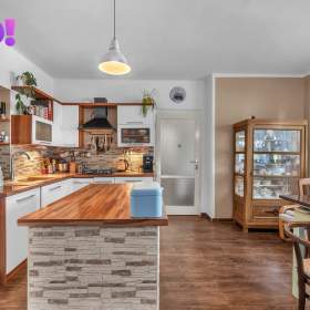 Foto inzerátu Prodej rodinného domu 4+1, 1 051 m², ul. Na Kopanici, Chrudim