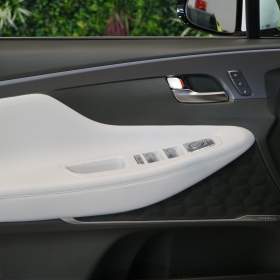 Foto inzerátu Hyundai Santa Fe 1.6 T-GDI*PHEV*KRELL*HUD