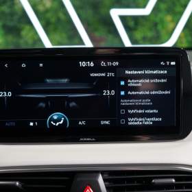 Foto inzerátu Hyundai Santa Fe 1.6 T-GDI*PHEV*KRELL*HUD