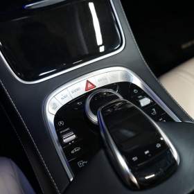 Foto inzerátu Mercedes-Benz 560 L*4M*AMG*MASÁŽE*MEDIA*PANO