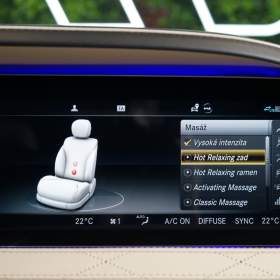 Foto inzerátu Mercedes-Benz 560 L*4M*AMG*MASÁŽE*MEDIA*PANO