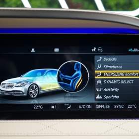 Foto inzerátu Mercedes-Benz 560 L*4M*AMG*MASÁŽE*MEDIA*PANO