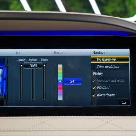 Foto inzerátu Mercedes-Benz 560 L*4M*AMG*MASÁŽE*MEDIA*PANO