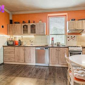 Foto inzerátu Prodej rodinného domu 5+1 s garáží, Pustějov