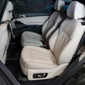 Foto inzerátu BMW X7 M50i*6-MÍST*NEZ.TOP*ZÁRUKA*NIG