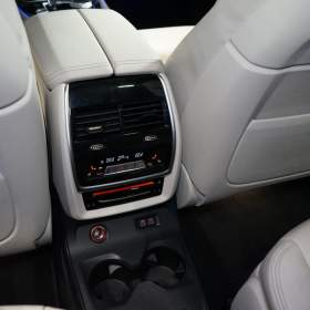 Foto inzerátu BMW X7 M50i*6-MÍST*NEZ.TOP*ZÁRUKA*NIG