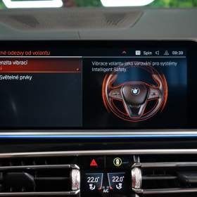 Foto inzerátu BMW X7 M50i*6-MÍST*NEZ.TOP*ZÁRUKA*NIG