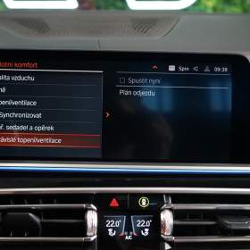 Foto inzerátu BMW X7 M50i*6-MÍST*NEZ.TOP*ZÁRUKA*NIG