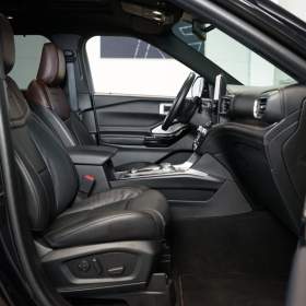 Foto inzerátu Ford Explorer 3.0*PLATINUM*PHEV*PANO*360*B&O