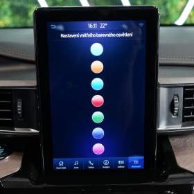 Foto inzerátu Ford Explorer 3.0*PLATINUM*PHEV*PANO*360*B&O