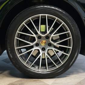 Foto inzerátu Porsche Cayenne PASM*TAŽ*APPROVED*ACC*