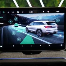 Foto inzerátu Škoda Kodiaq TDI*142kW*NEZ.TOP*MASÁŽ*TAŽNÉ*