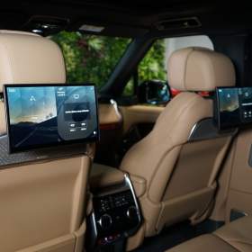 Foto inzerátu Land Rover Range Rover D350*LWB*AUTOBIOGRAPHY*7MÍST*T