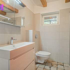 Foto inzerátu Prodej krásné novostavby v tradičním beskydském stylu - Ostravice